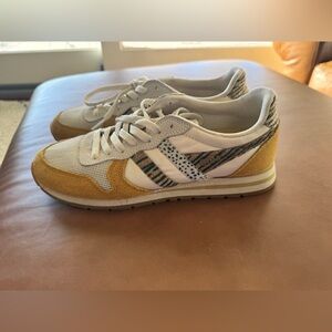 Gola women’s sneakers like new